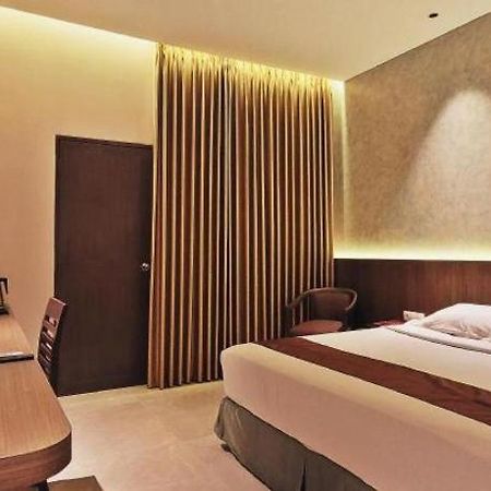 ג'קרטה Classic Hotel מראה חיצוני תמונה