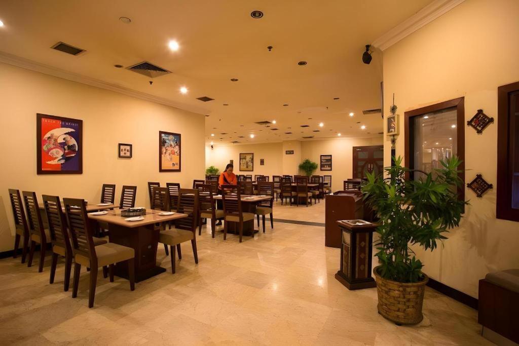 ג'קרטה Classic Hotel מראה חיצוני תמונה